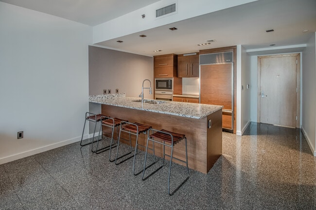 475 Brickell Ave, Unit Icon in Miami, FL - Foto de edificio - Building Photo