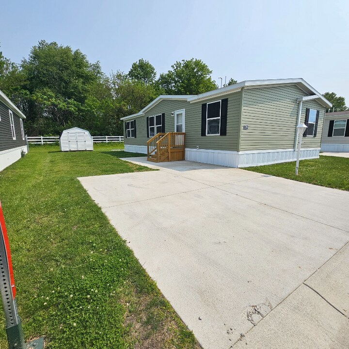 14900 Co Rd H in Wauseon, OH - Foto de edificio