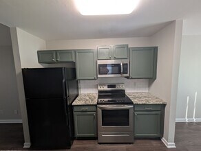 2831 Mayfair Ave in Charlotte, NC - Building Photo - Building Photo