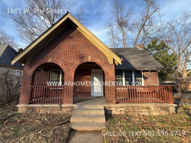 property at 1401 W 9th St