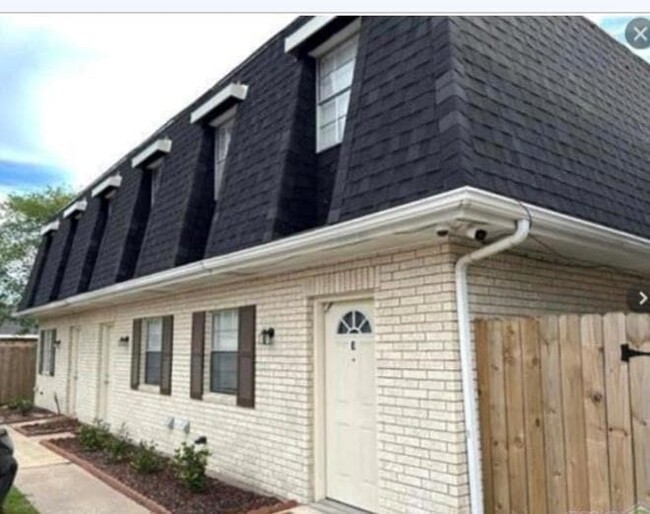 property at 203 Maryland Dr
