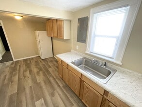 1230 S Chester Ave in Indianapolis, IN - Building Photo - Building Photo