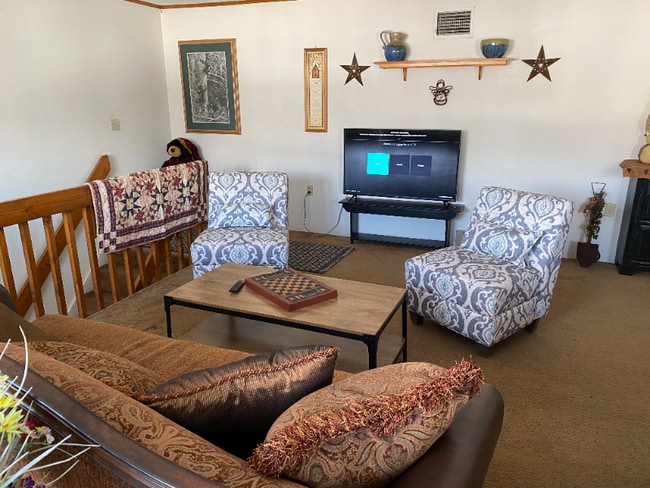 78 Main St, Unit 2A in Lincoln, NH - Building Photo - Building Photo