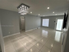 13006 SW 47th Ter in Miami, FL - Building Photo - Building Photo