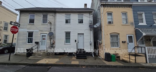 property at 129 W Sycamore St
