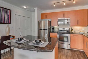 2901 Cityplace W Blvd in Dallas, TX - Building Photo