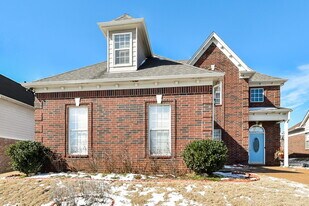 1573 Lawson Dr in Cordova, TN - Building Photo