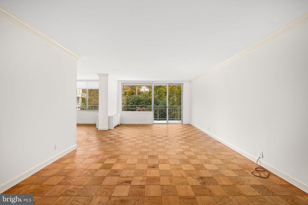 4100 Cathedral Ave NW in Washington, DC - Building Photo