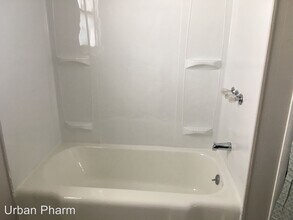 1023 Lafayette Ave NE in Grand Rapids, MI - Building Photo - Building Photo