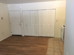 15 E Read St in Baltimore, MD - Building Photo - Building Photo