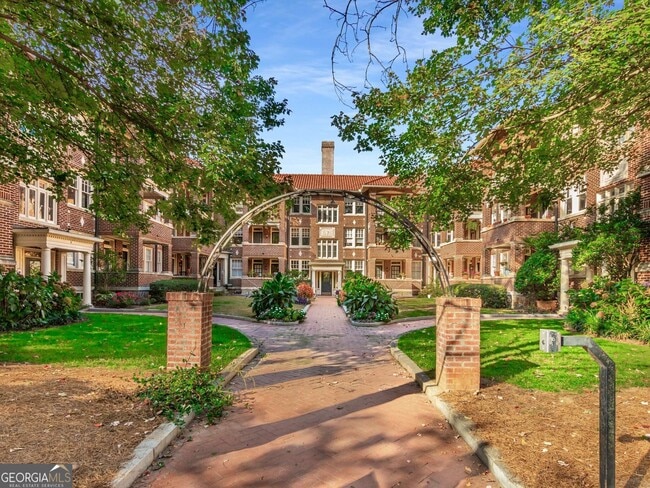 property at 198 Ponce De Leon Ave NE