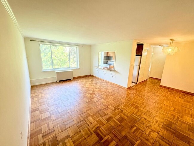property at 4100 W St NW
