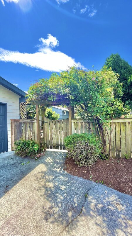 9524 15th Ave NE in Seattle, WA - Building Photo - Building Photo