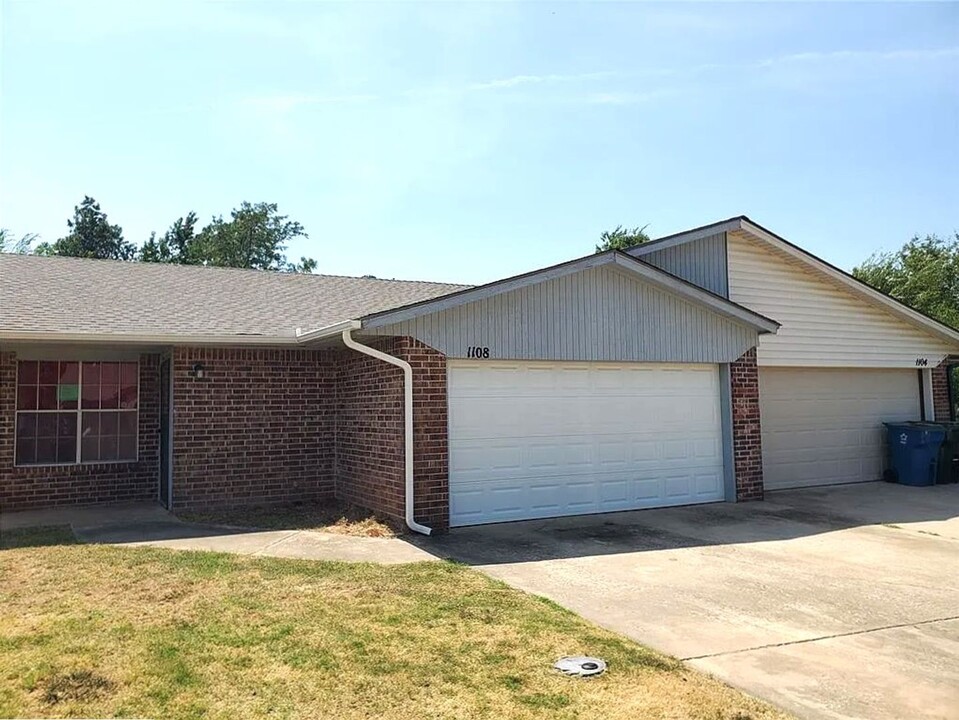 1108 Parkview Dr in Oklahoma City, OK - Building Photo