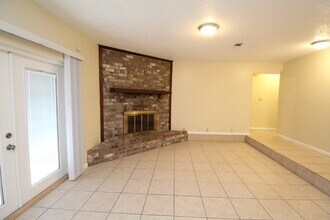 7859 Bay Meadows Dr in Pensacola, FL - Building Photo - Building Photo