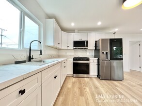 6549 Darwell Ave-Unit -6549 in Bell Gardens, CA - Building Photo - Building Photo