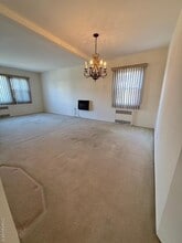 30 Gibson Blvd in Valley Stream, NY - Building Photo - Building Photo