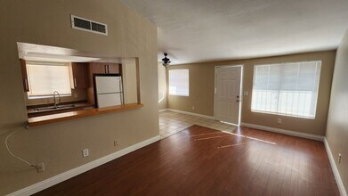 625 N 12th St.-Unit -1 in Las Vegas, NV - Building Photo - Building Photo