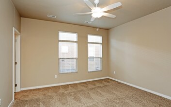 7th Street Brownstones in Des Moines, IA - Building Photo - Building Photo