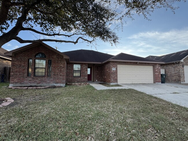 2810 Yeager Dr in Corpus Christi, TX - Building Photo - Building Photo