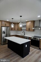 8107 Spruce Mill Dr in Yardley, PA - Building Photo - Building Photo