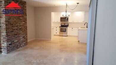 907 Stern Cir in Sacramento, CA - Building Photo - Building Photo