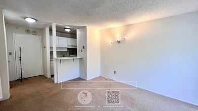 3 Admiral Dr in Emeryville, CA - Building Photo - Building Photo