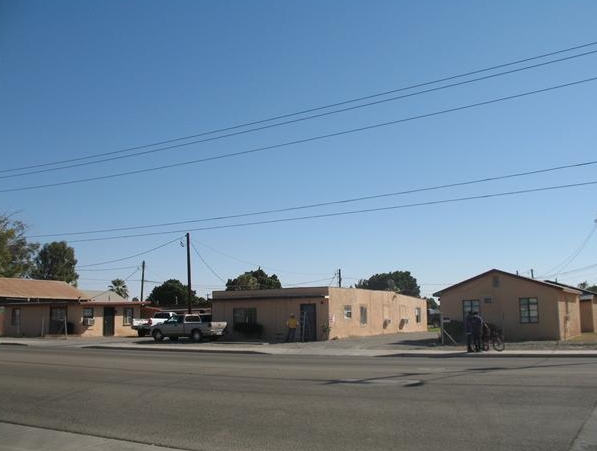 3755-3765 W 8th St in Yuma, AZ - Building Photo