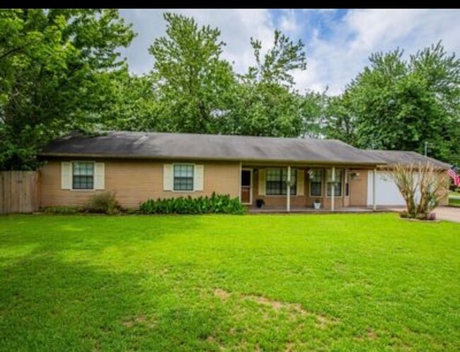 property at 1601 SW D St