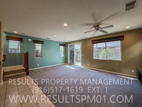 1521 Impressionist Loop in Roseville, CA - Building Photo - Building Photo