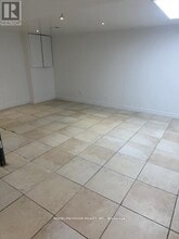 2221 Kennedy Rd in Toronto, ON - Building Photo - Building Photo