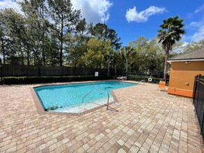 6841 Lake Mist Ln in Jacksonville, FL - Building Photo - Building Photo