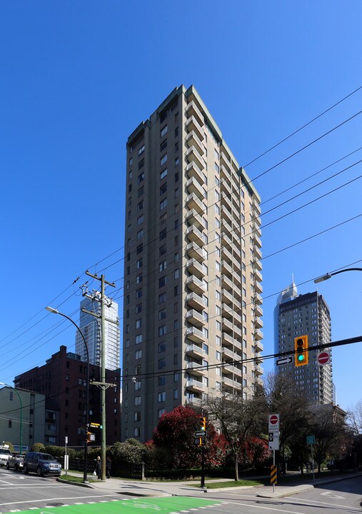 The Heritage in Vancouver, BC - Building Photo