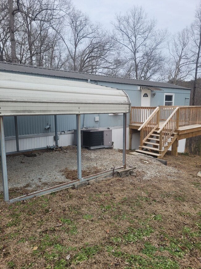 220 Lakeshore Dr in Mammoth Cave, KY - Building Photo - Building Photo