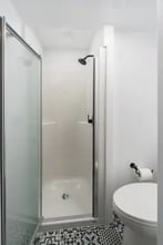 2020 Saint Denis St in Montréal, QC - Building Photo - Building Photo