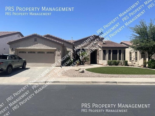 property at 4626 E Blue Spruce Ln