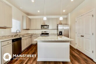 443 Vildana Wy in Shelbyville, KY - Foto de edificio - Building Photo