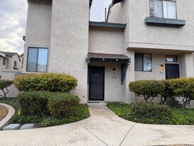 9913 Paseo Montril in San Diego, CA - Building Photo