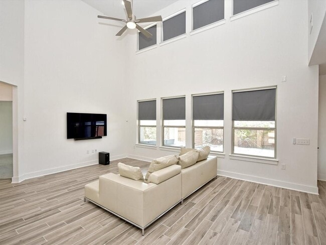 8608 Bestride Bend in Austin, TX - Building Photo - Building Photo