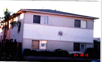 4658-4664 Hamilton St in San Diego, CA - Building Photo - Building Photo