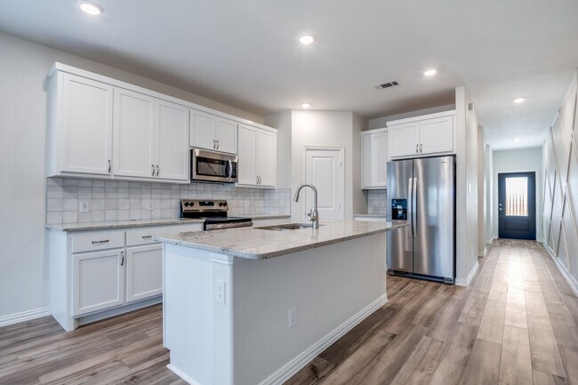 309 Mohan Dr in Royse City, TX - Building Photo - Building Photo