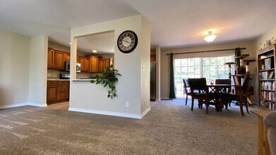 21700 Sable Rd in Waynesville, MO - Building Photo - Building Photo