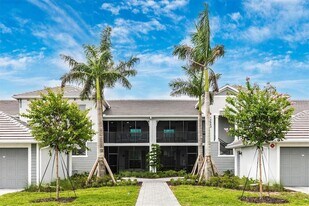 12550 Galapagos Ct in Venice, FL - Building Photo