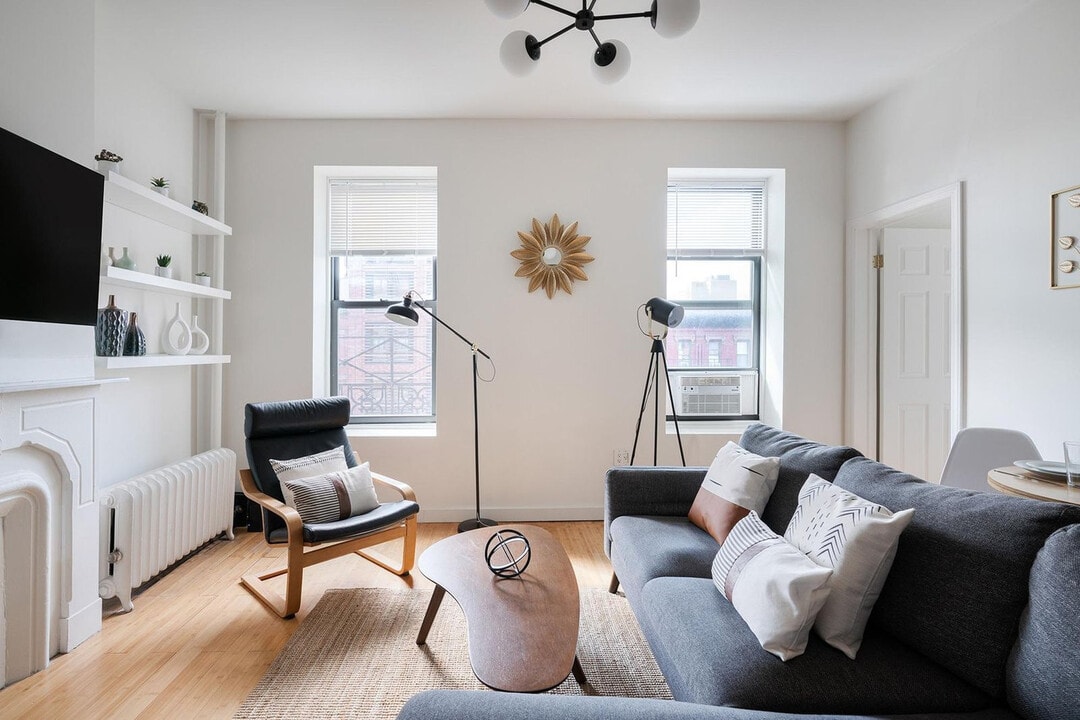 469 Columbus Ave in New York, NY - Foto de edificio