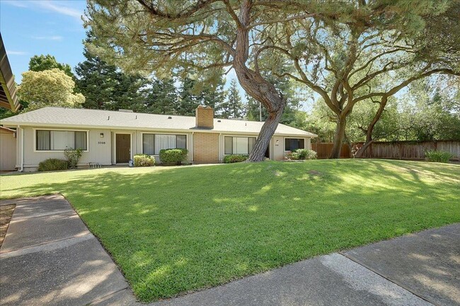 5510-5510 Fair Oaks Blvd in Carmichael, CA - Building Photo - Building Photo