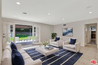 6421 Franrivers Ave in Los Angeles, CA - Building Photo - Building Photo
