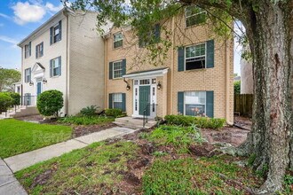 4331 Plaza Gate Ln in Jacksonville, FL - Building Photo - Building Photo