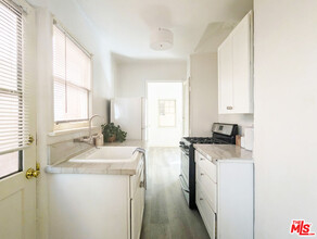 1857 7th St in Santa Monica, CA - Building Photo - Building Photo