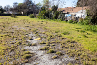 11714 Garvey Ave in El Monte, CA - Building Photo - Building Photo