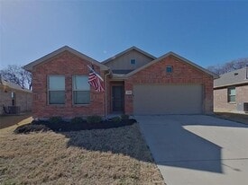 1732 Clairborne Ct in Oak Point, TX - Building Photo